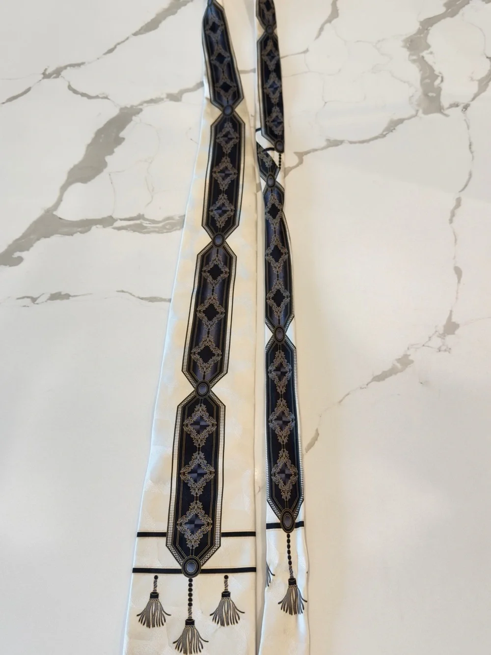 Giorgio Cosani Men's Ivory Necktie with Navy Tassel Detail